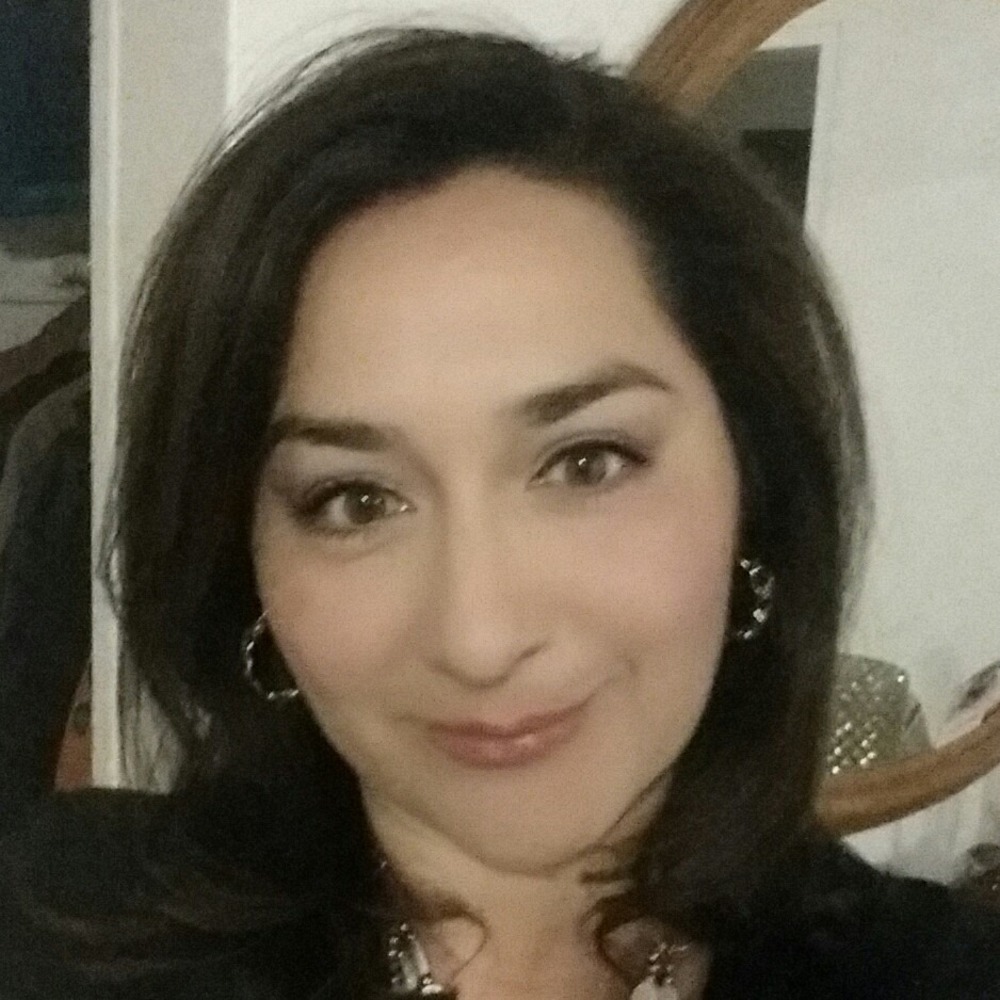 Meet your Posher, Yvonne